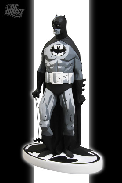 Batman Black & White: Batman Statue by Mike Mignola (Variant)